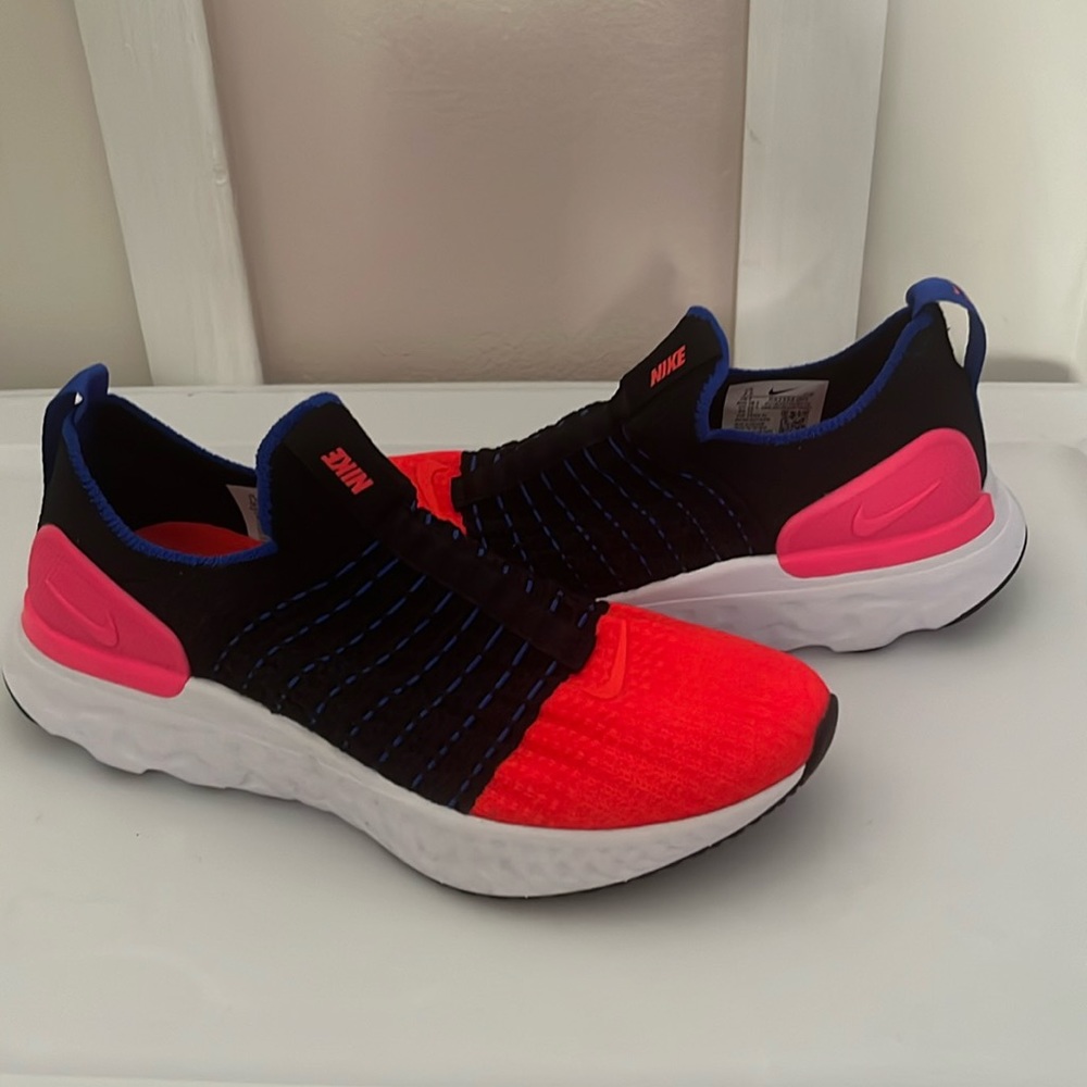 Nike women’s React Phantom